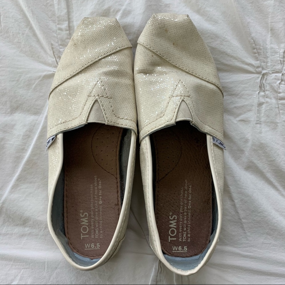 TOMS Shoes